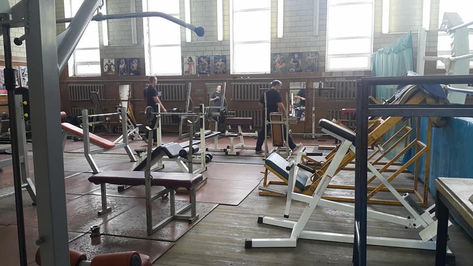 Спорт в підземці: в мережі розповіли про тренажерну залу в київському метро